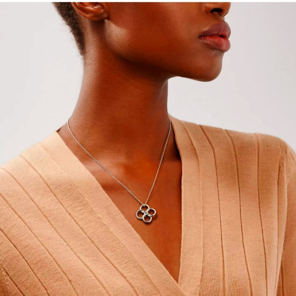 Tiffany & Co. Elsa Peretti Quadrifoglio Pendant